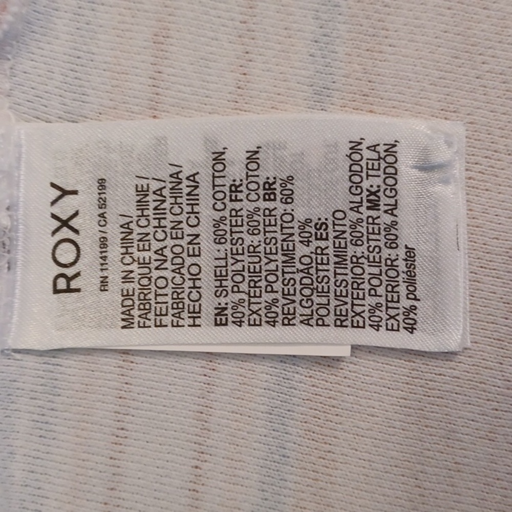 ROXY - Picture 5 of 10